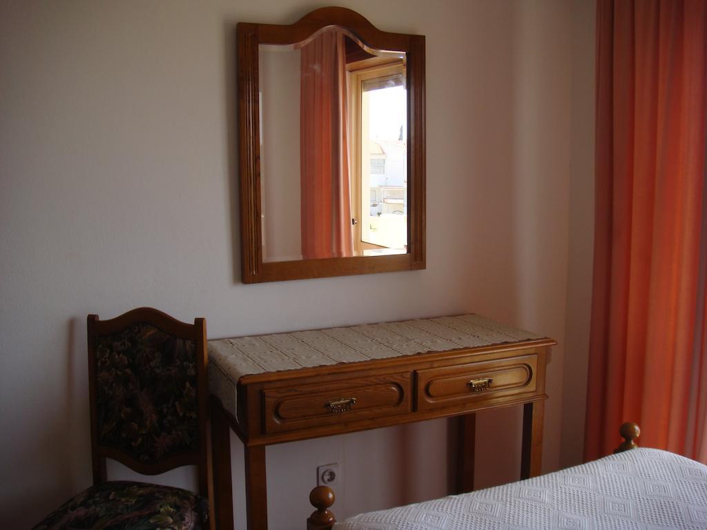 Apartamentos Sonybell Albufeira Szoba fotó